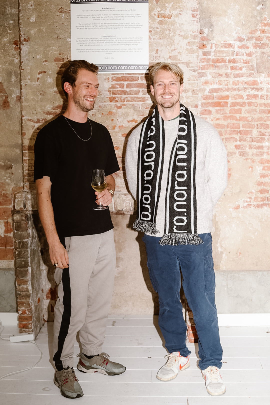 Support Scarf noranora