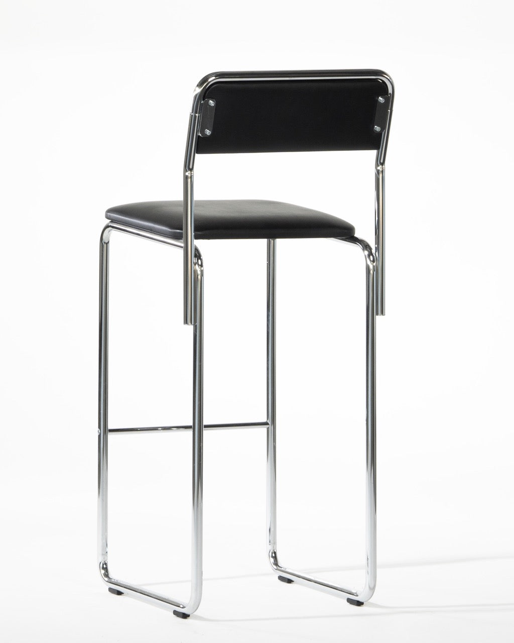 noranora.003 Barstool | Circular barstool for contract and
