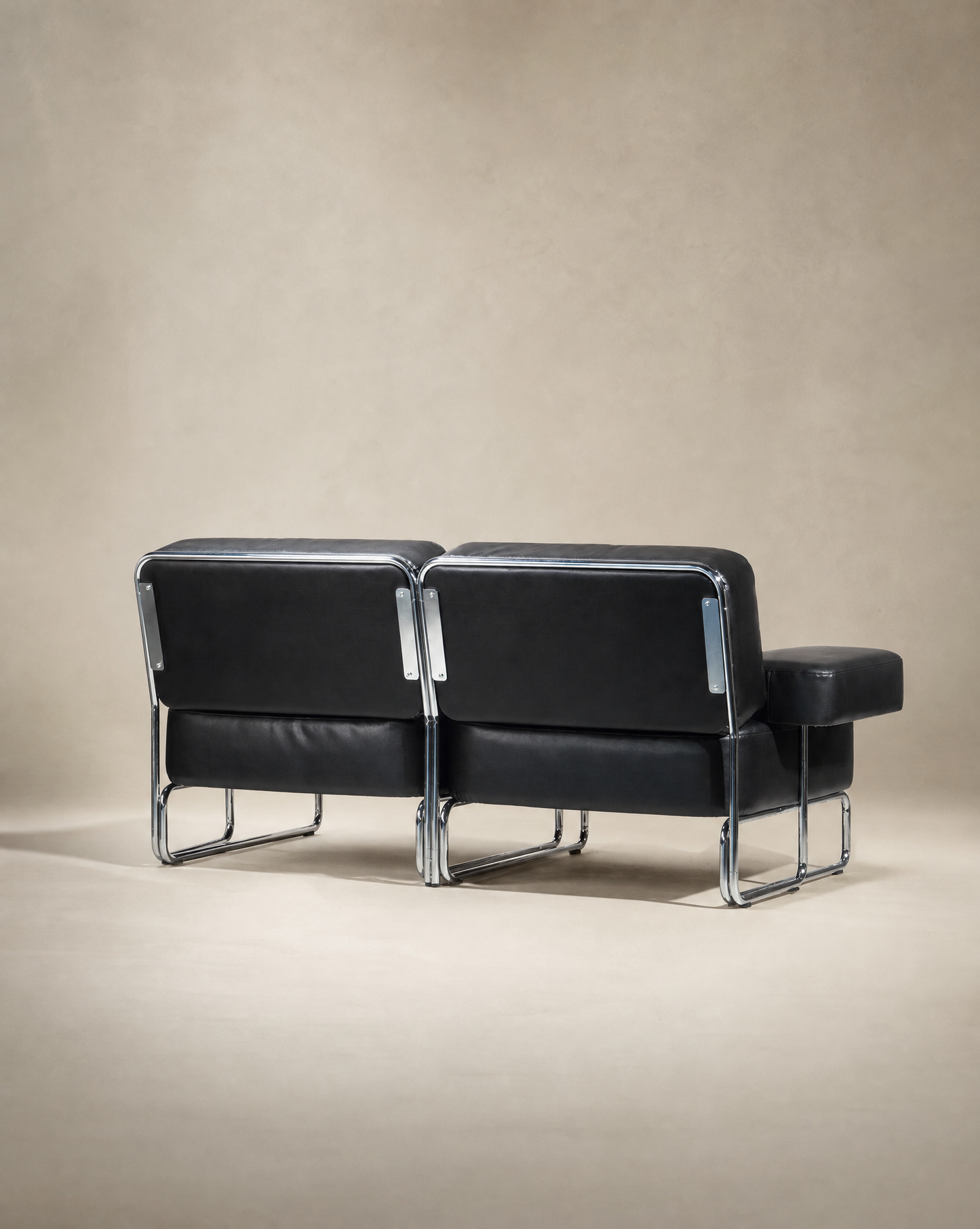 noranora.003 sofa two seater with arms